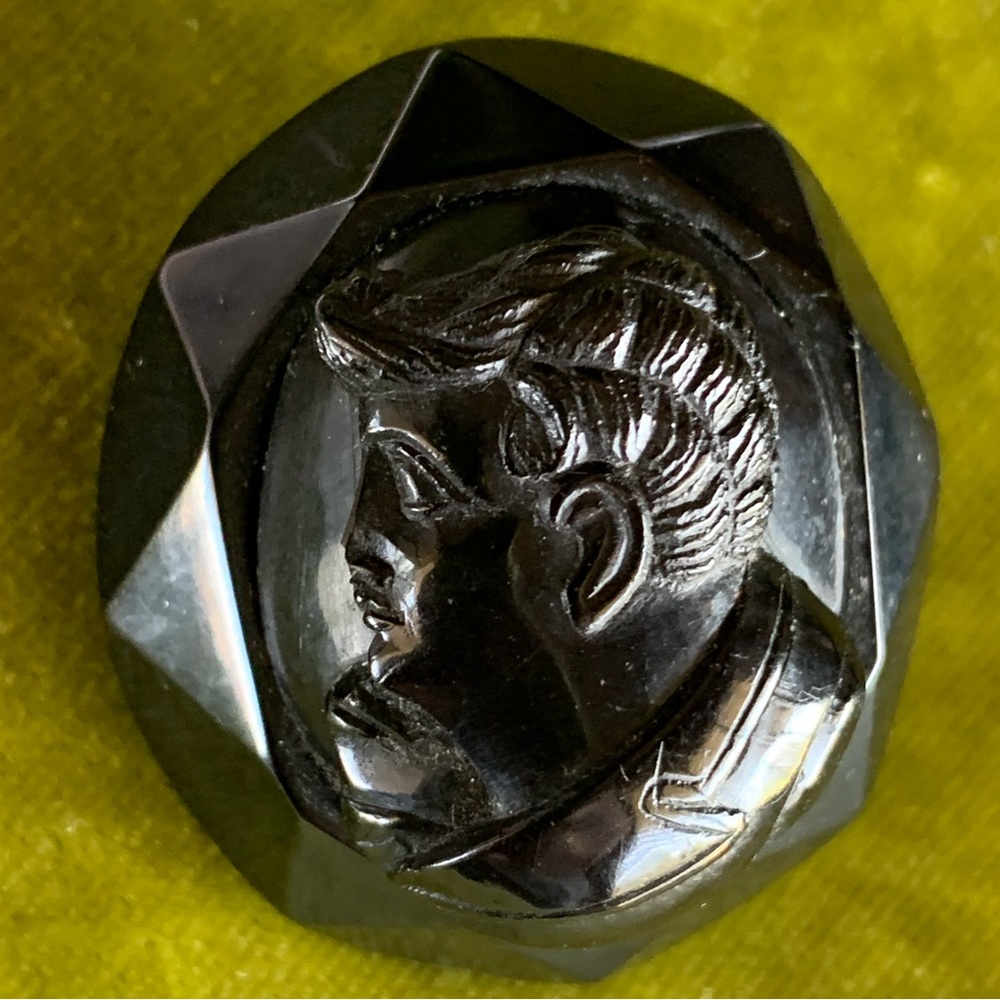 Whitby Jet Antique Mourning Brooch